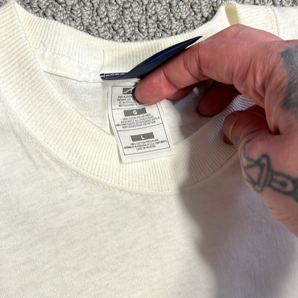 90’s NYC Vintage T-Shirt - Picture 4 of 5